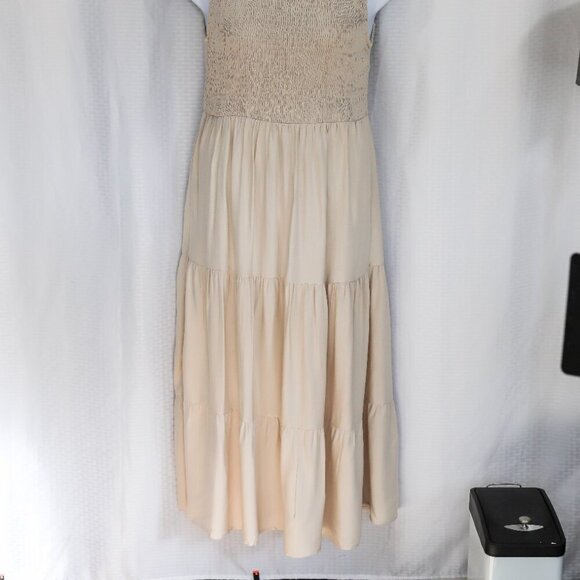 NWT Zesica Size L Tan/cream elastic bodice tiered maxi sundress - Picture 2 of 14